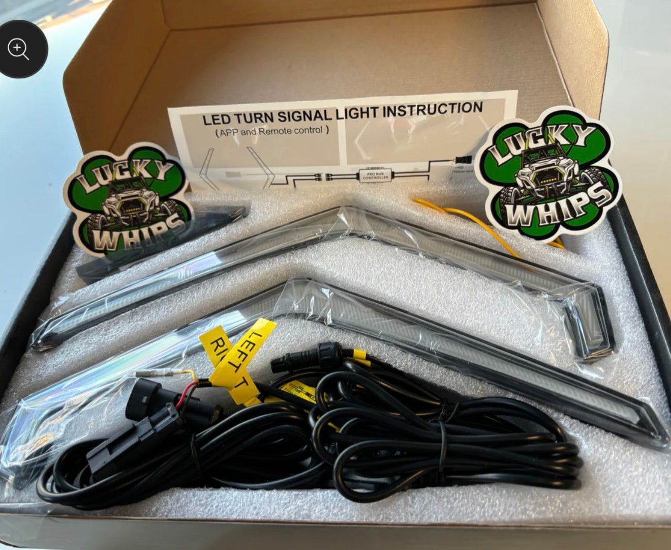 Luces de colmillo Lucky Whips Pro R 25+