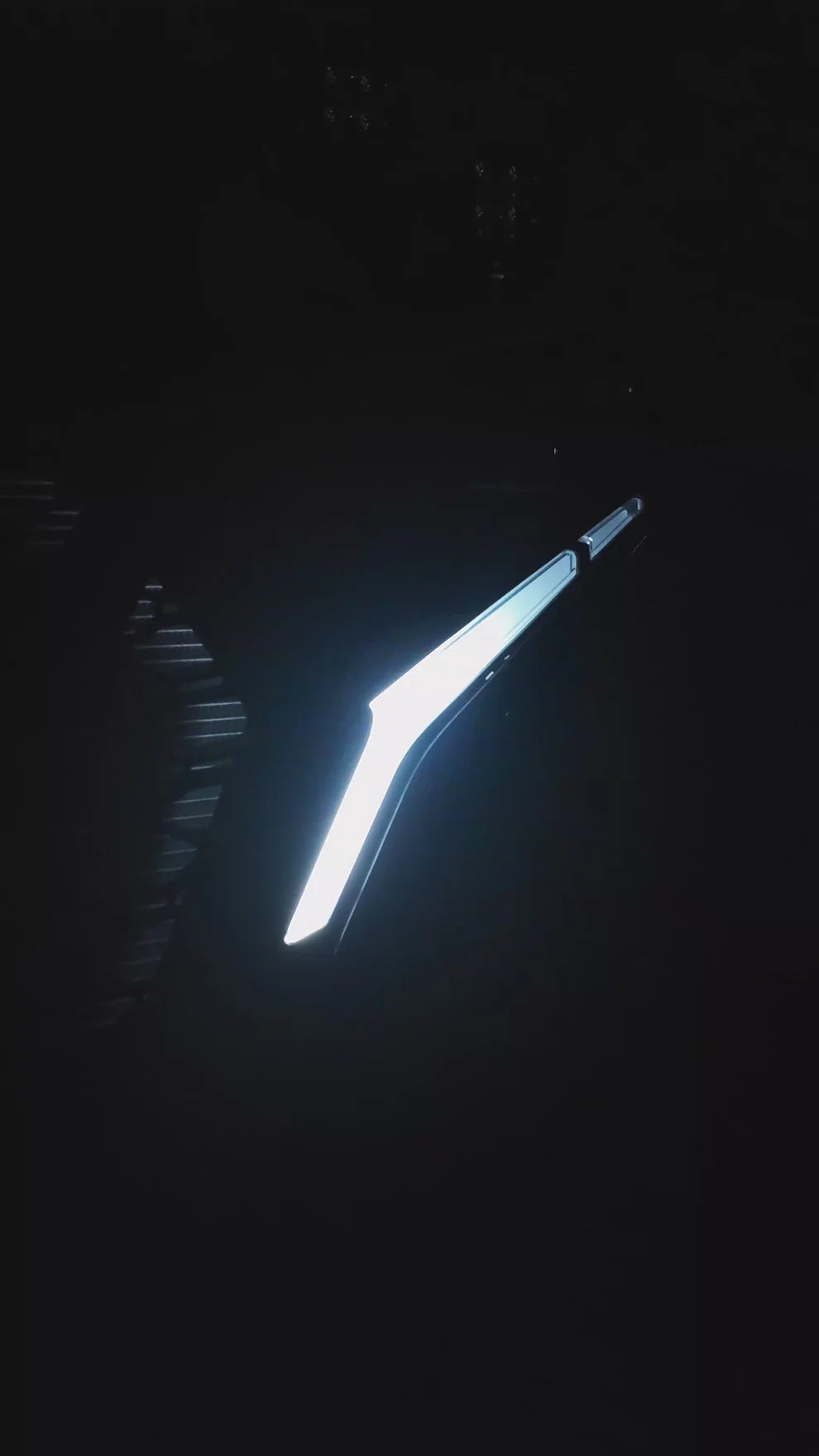 COLMILLOS RGB MAVERICK R